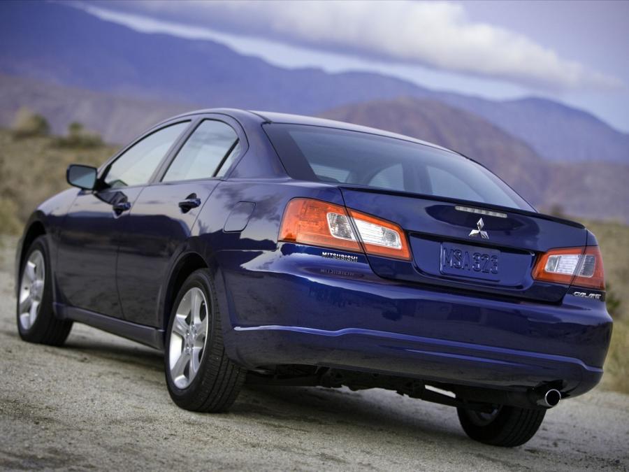  Mitsubishi Galant 2009 года  (фото 25 из 98)